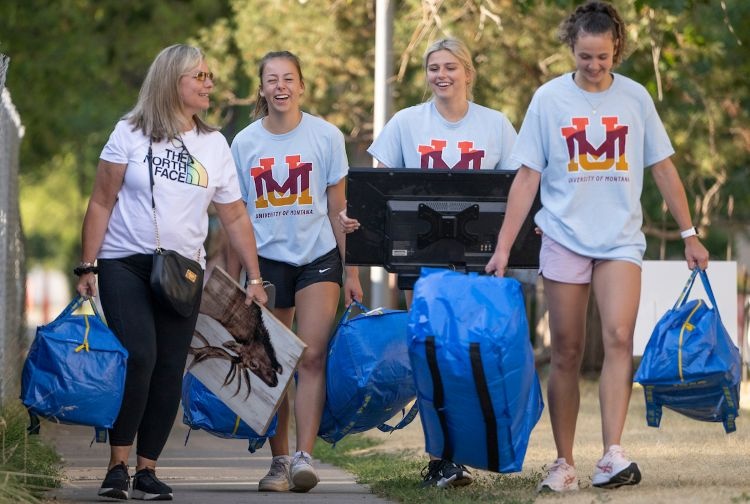 Students moving in to their new residence hall on Move-In Day