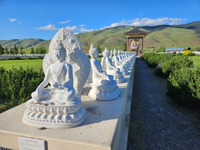 Garden of a Thousand Buddhas