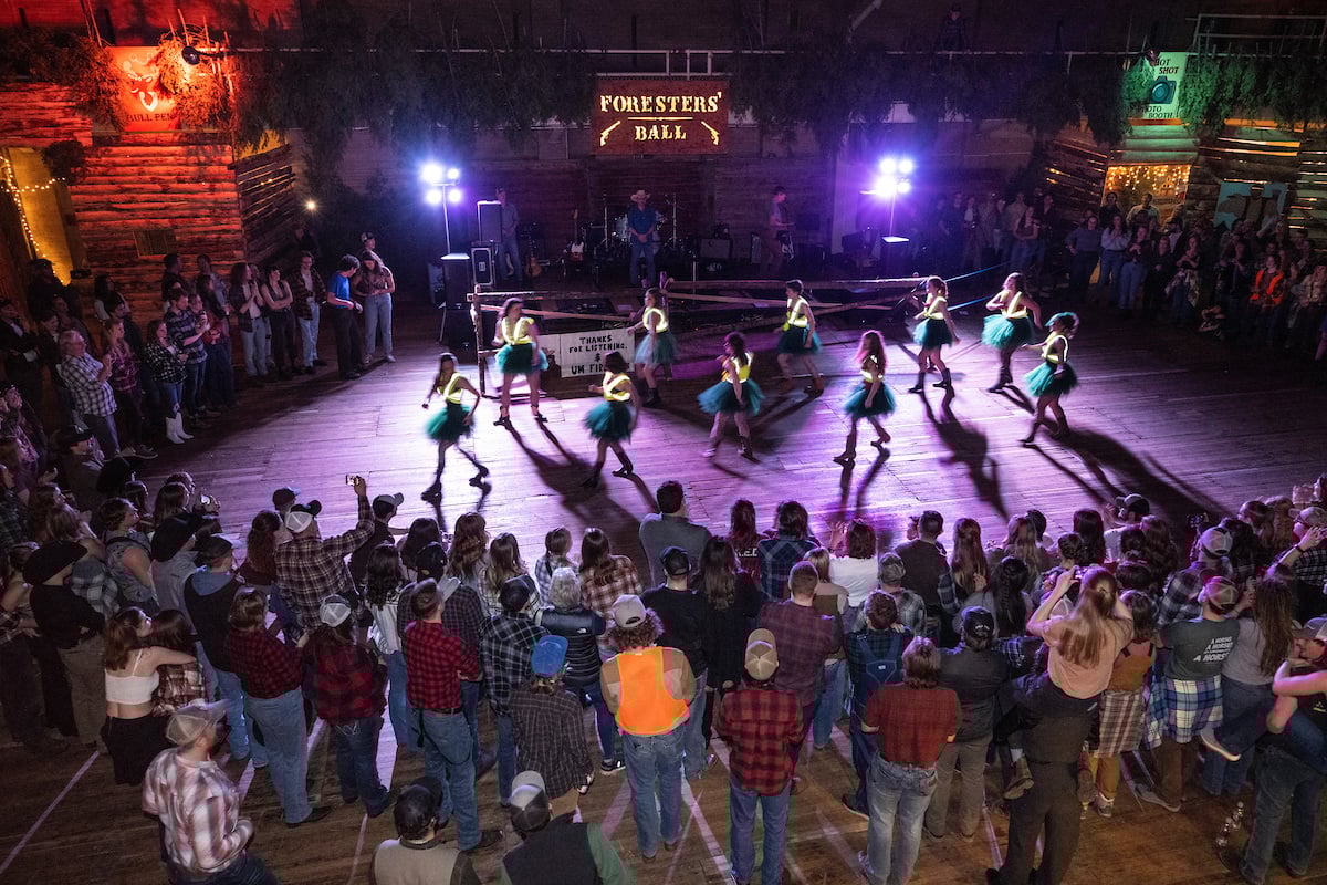 Swing dancers performing at the Foresters Ball